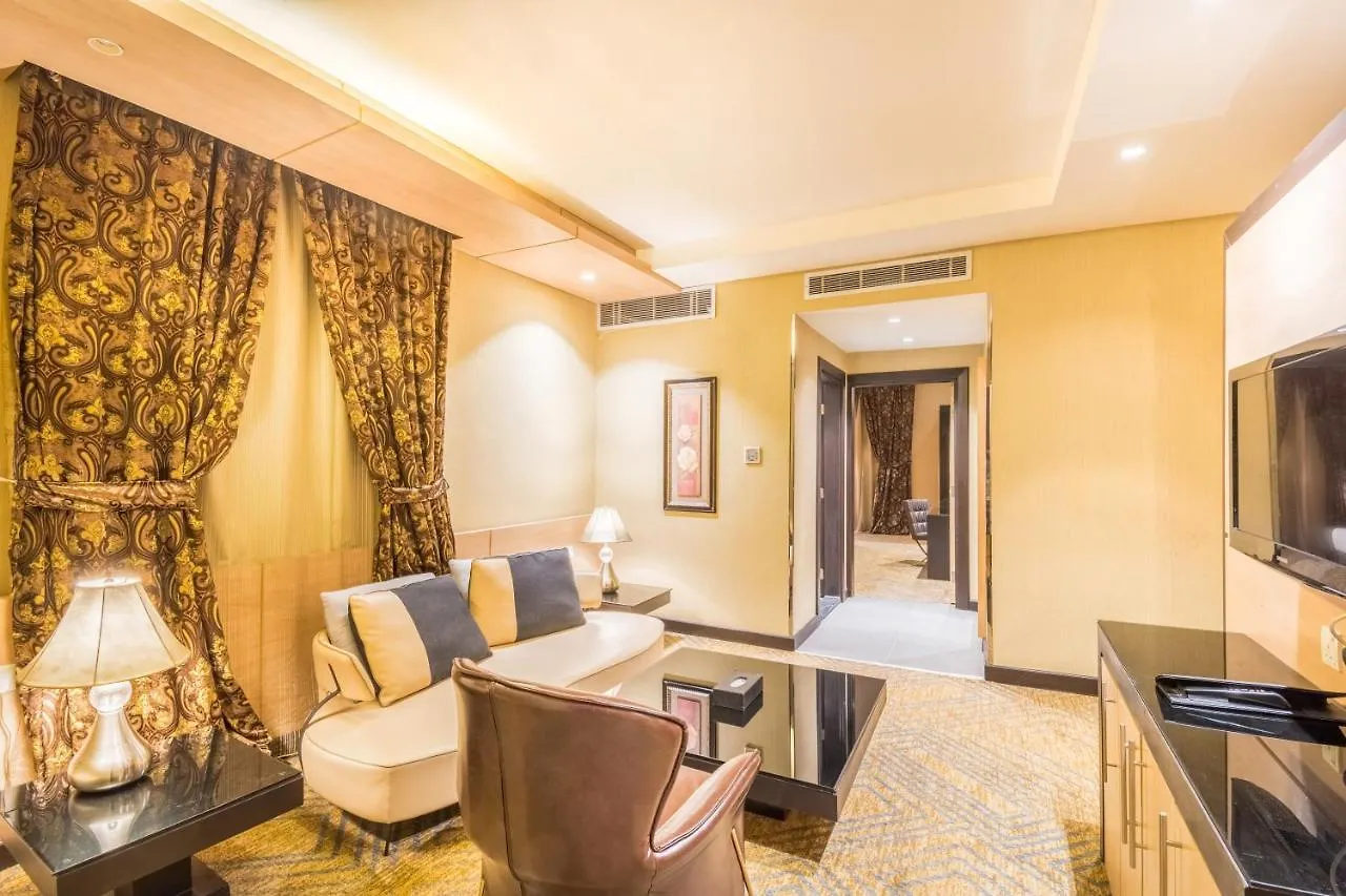 Grand Plaza Hotel - Takhasosi Riadh