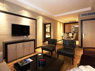 Grand Plaza Hotel - Takhasosi Riadh