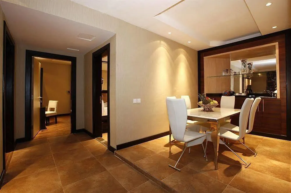 Grand Plaza Hotel - Takhasosi Riyad